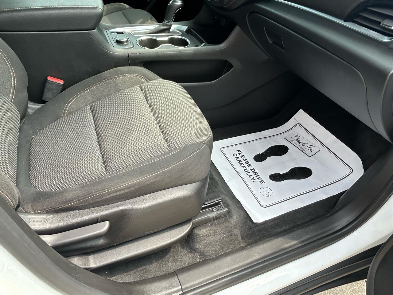 Chevrolet Traverse AWD 4dr LT Cloth w/1LT 2019