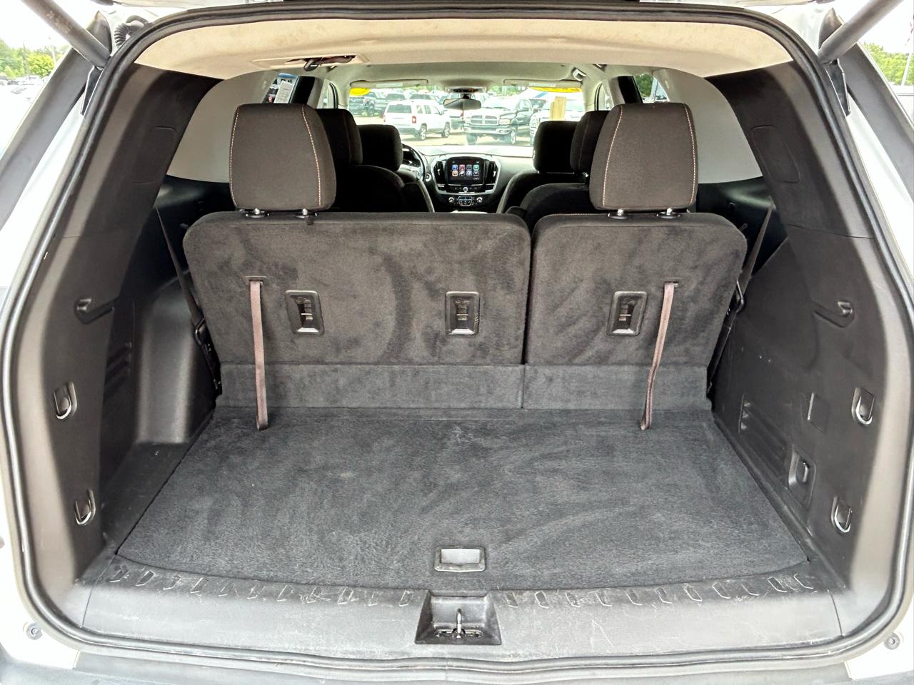 Chevrolet Traverse AWD 4dr LT Cloth w/1LT 2019