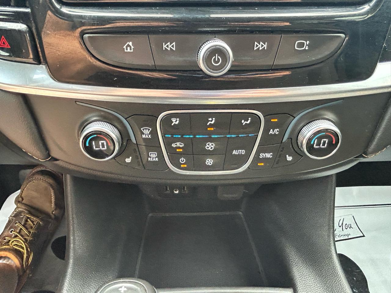 Chevrolet Traverse AWD 4dr LT Cloth w/1LT 2019
