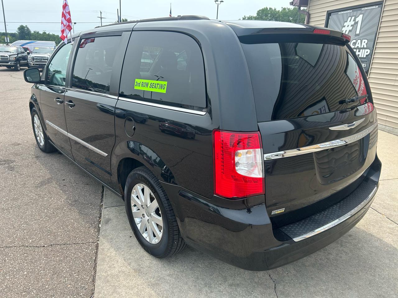 Chrysler Town & Country 4dr Wgn Touring 2014