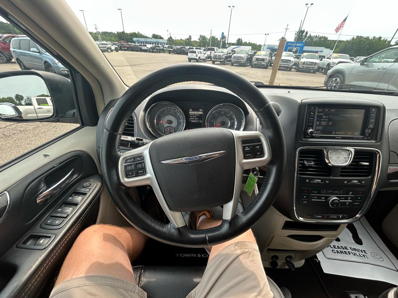 Chrysler Town & Country 4dr Wgn Touring 2014