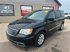 2014 Chrysler Town & Country 