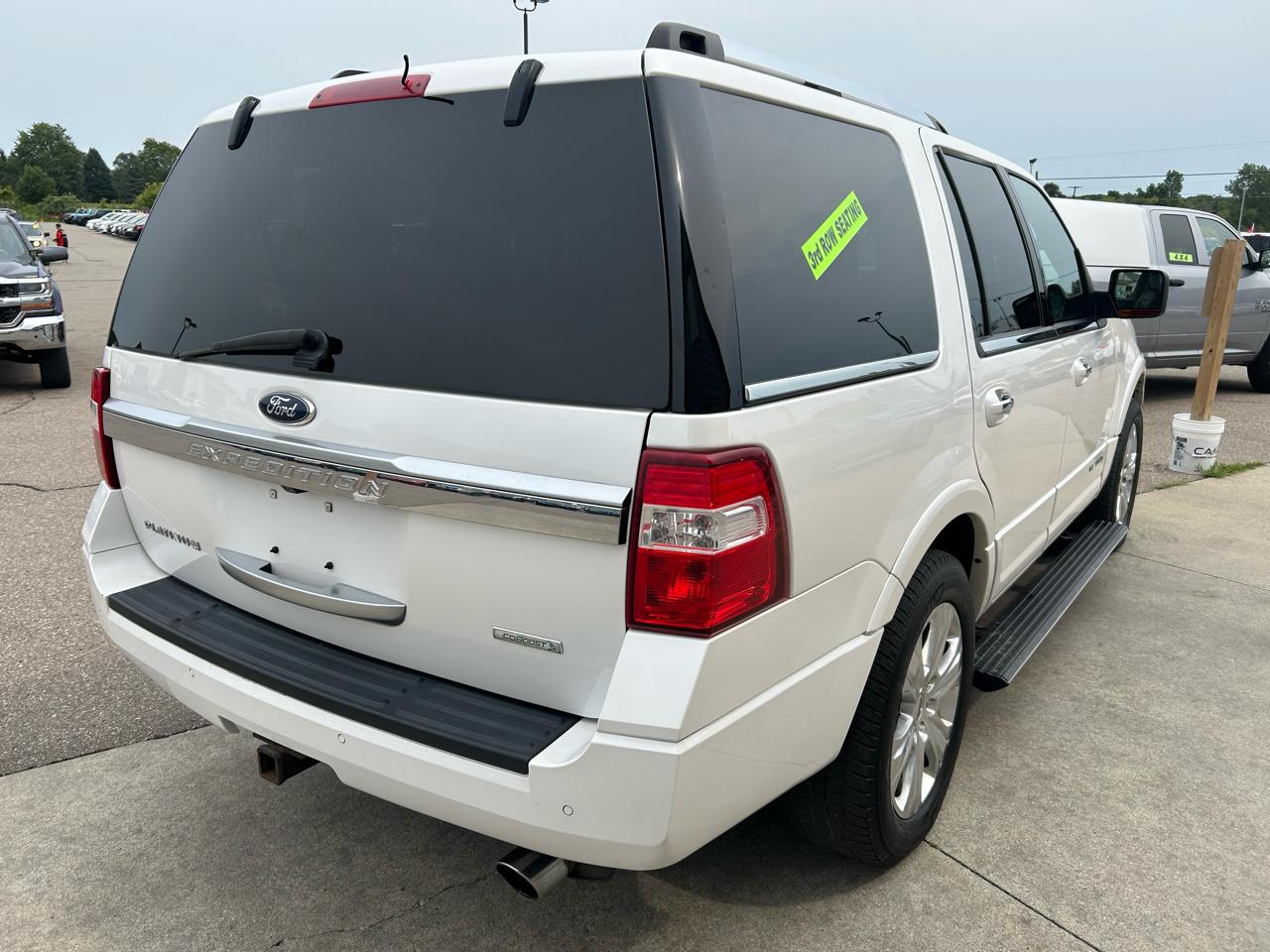 Ford Expedition 4WD 4dr Platinum 2016