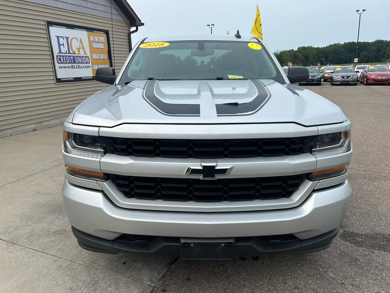 Chevrolet Silverado 1500 4WD Double Cab 143.5" Custom 2018