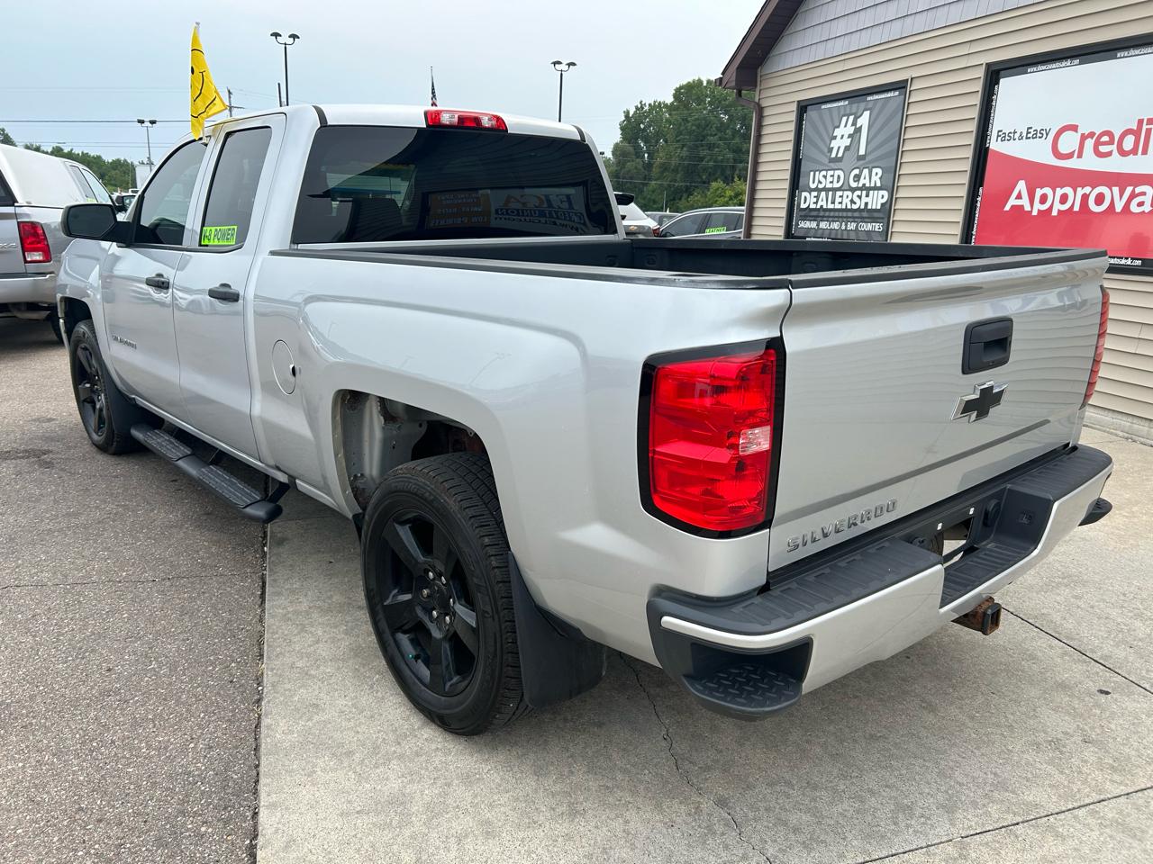 Chevrolet Silverado 1500 4WD Double Cab 143.5" Custom 2018