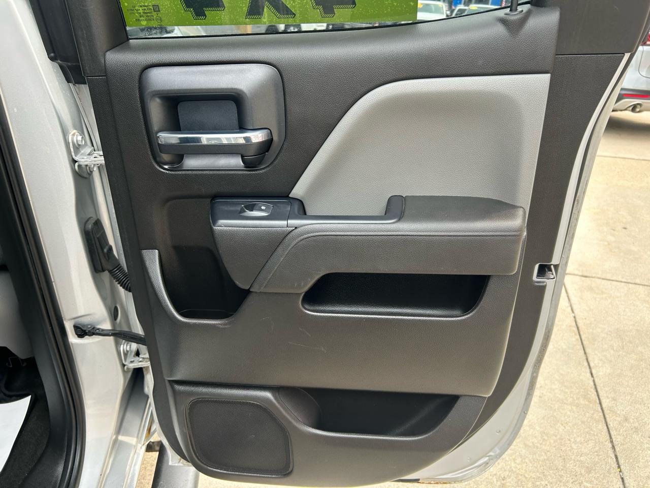 Chevrolet Silverado 1500 4WD Double Cab 143.5" Custom 2018