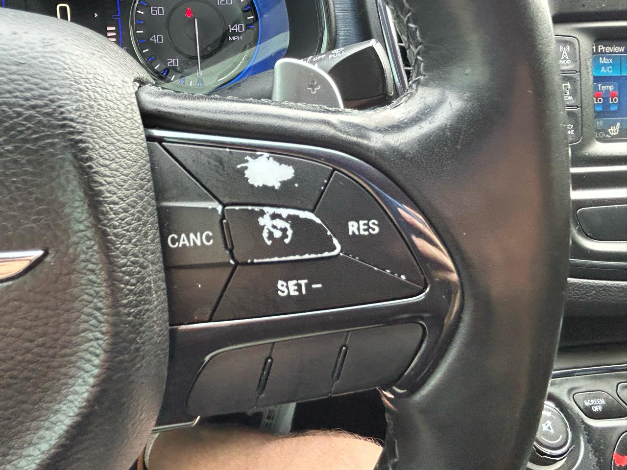 Chrysler 200 4dr Sdn S AWD 2016