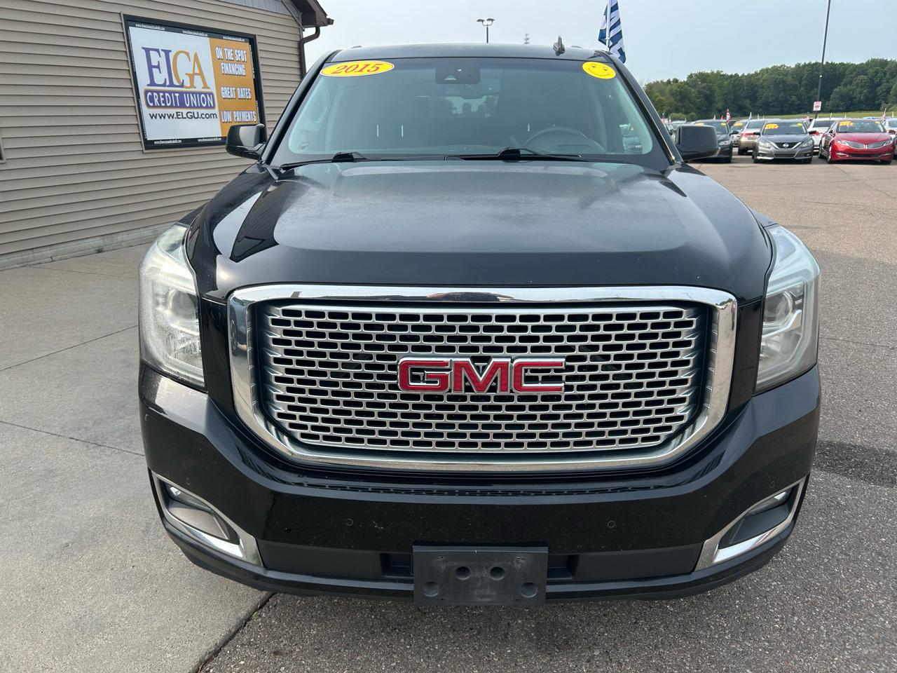 GMC Yukon XL 4WD 4dr Denali 2015