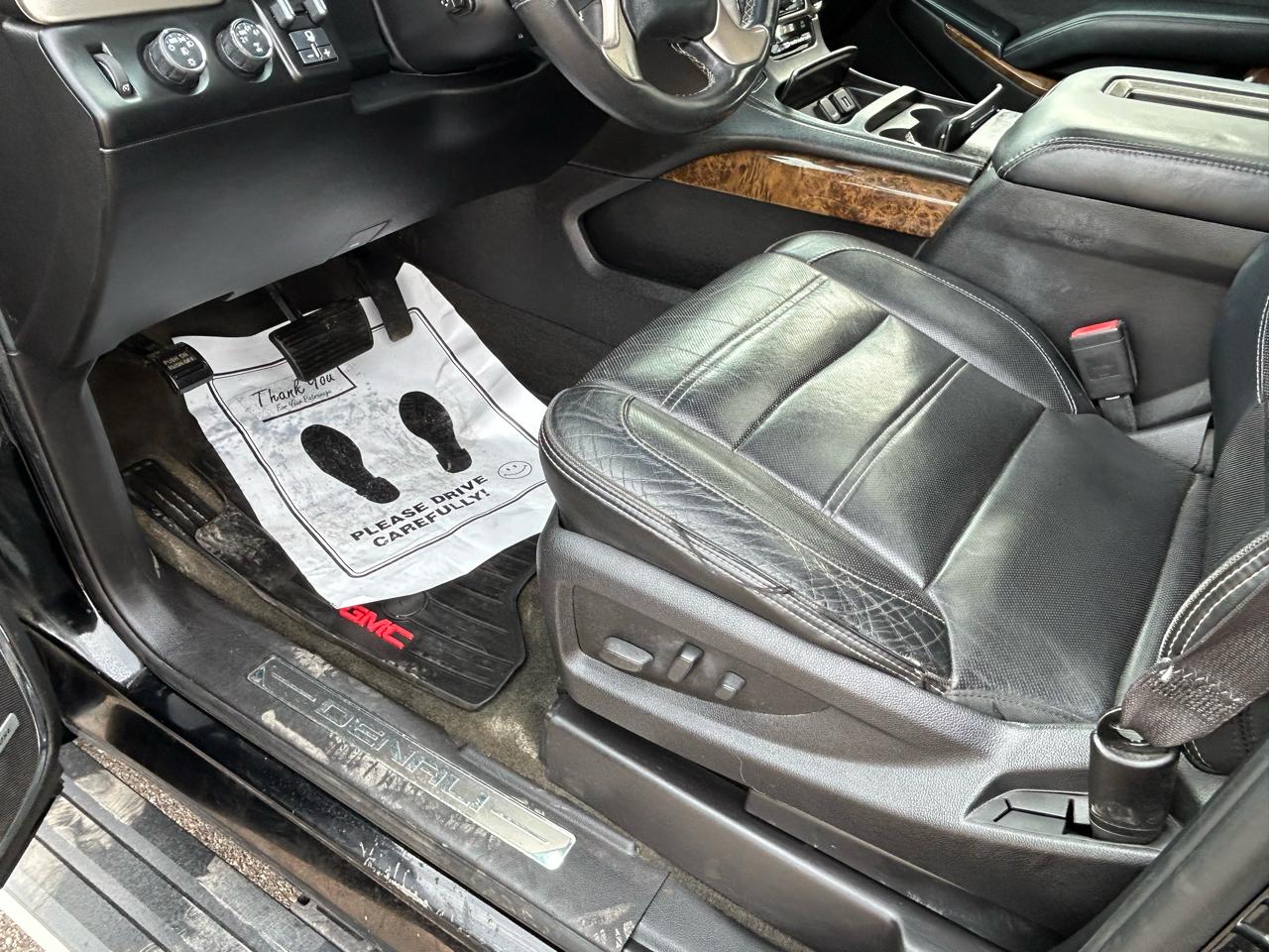 GMC Yukon XL 4WD 4dr Denali 2015