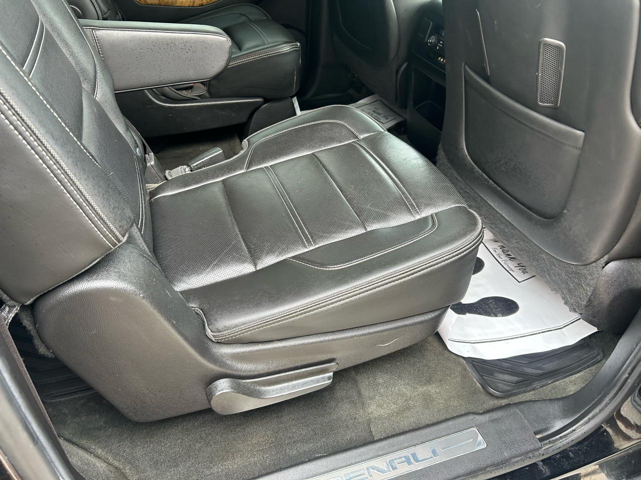 GMC Yukon XL 4WD 4dr Denali 2015
