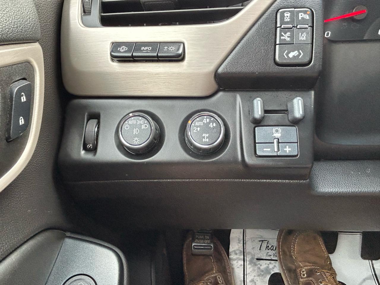 GMC Yukon XL 4WD 4dr Denali 2015