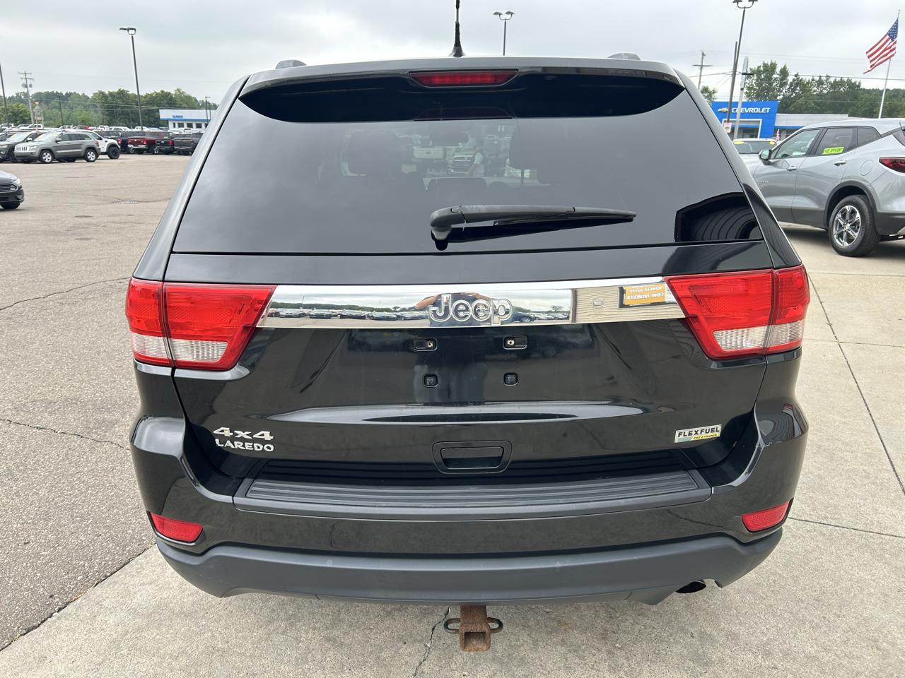 Jeep Grand Cherokee 4WD 4dr Laredo 2011
