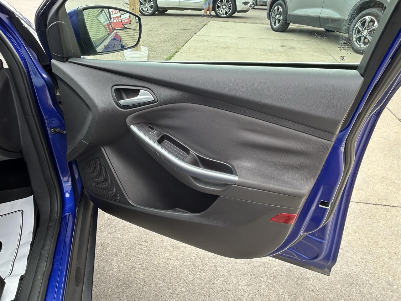 Ford Focus 5dr HB Titanium 2013