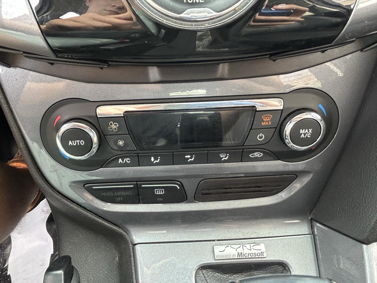 Ford Focus 5dr HB Titanium 2013