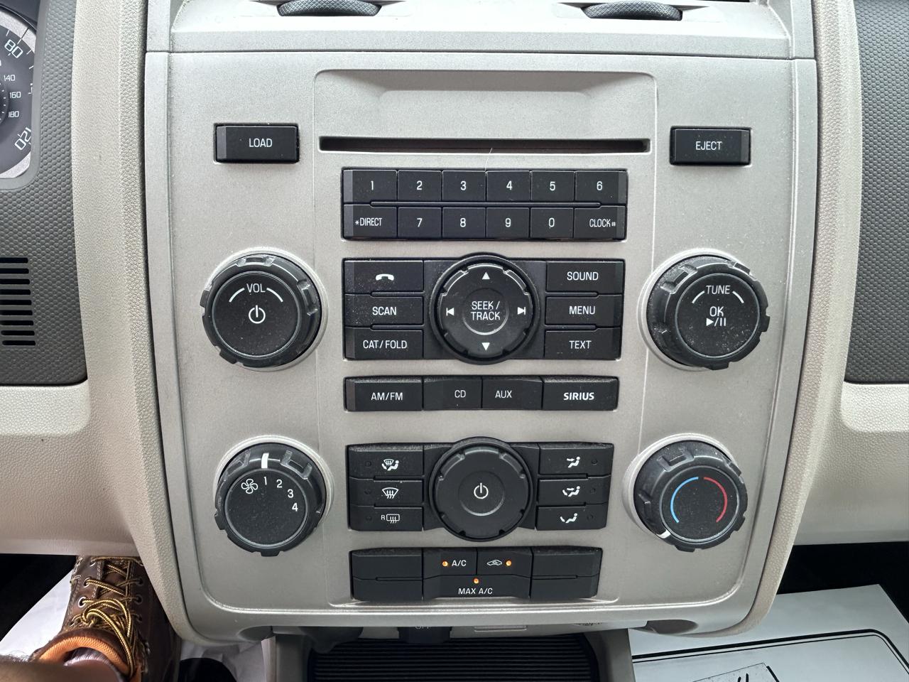Ford Escape 4WD 4dr XLT 2012