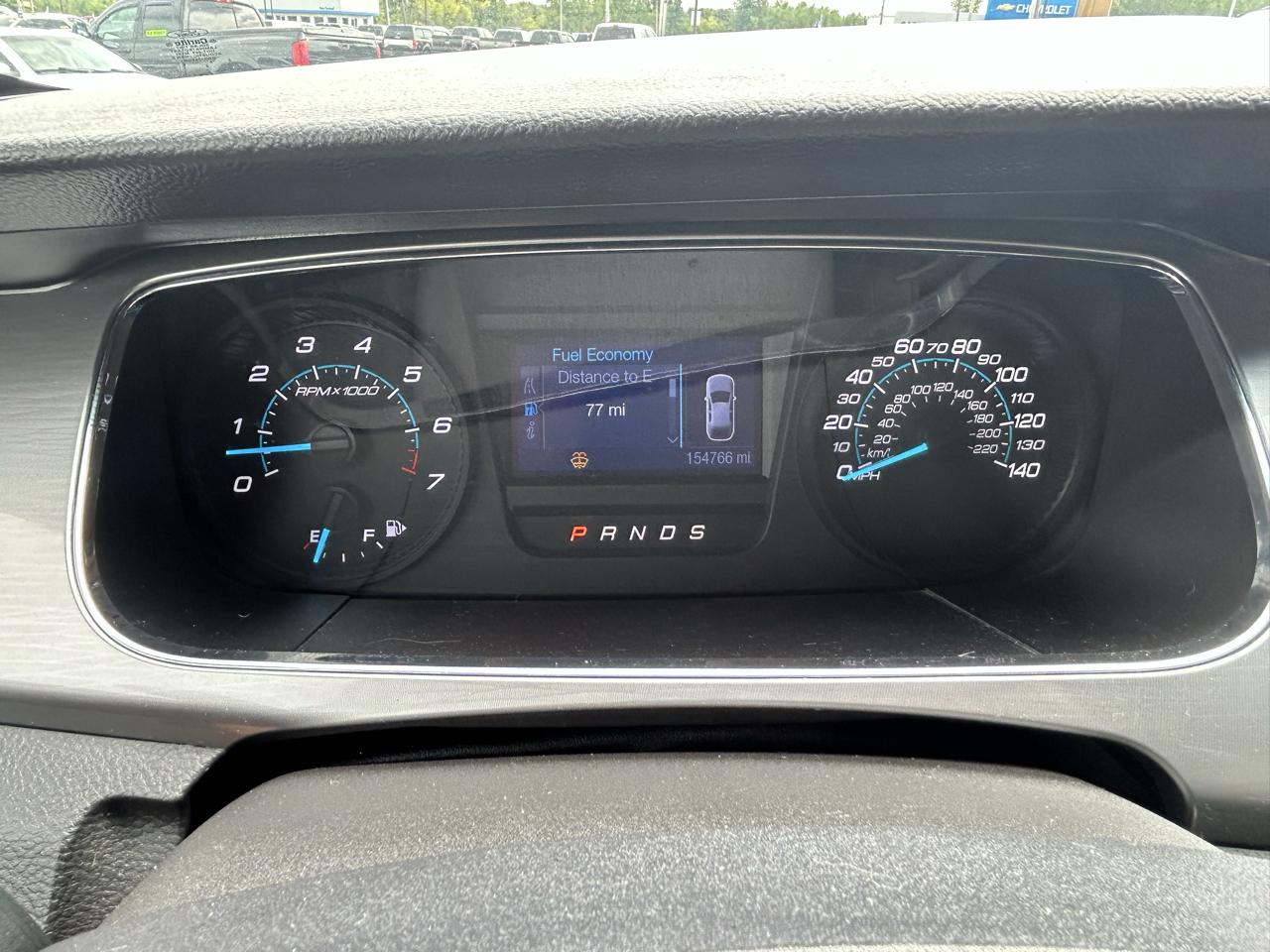 Ford Taurus 4dr Sdn SEL FWD 2016