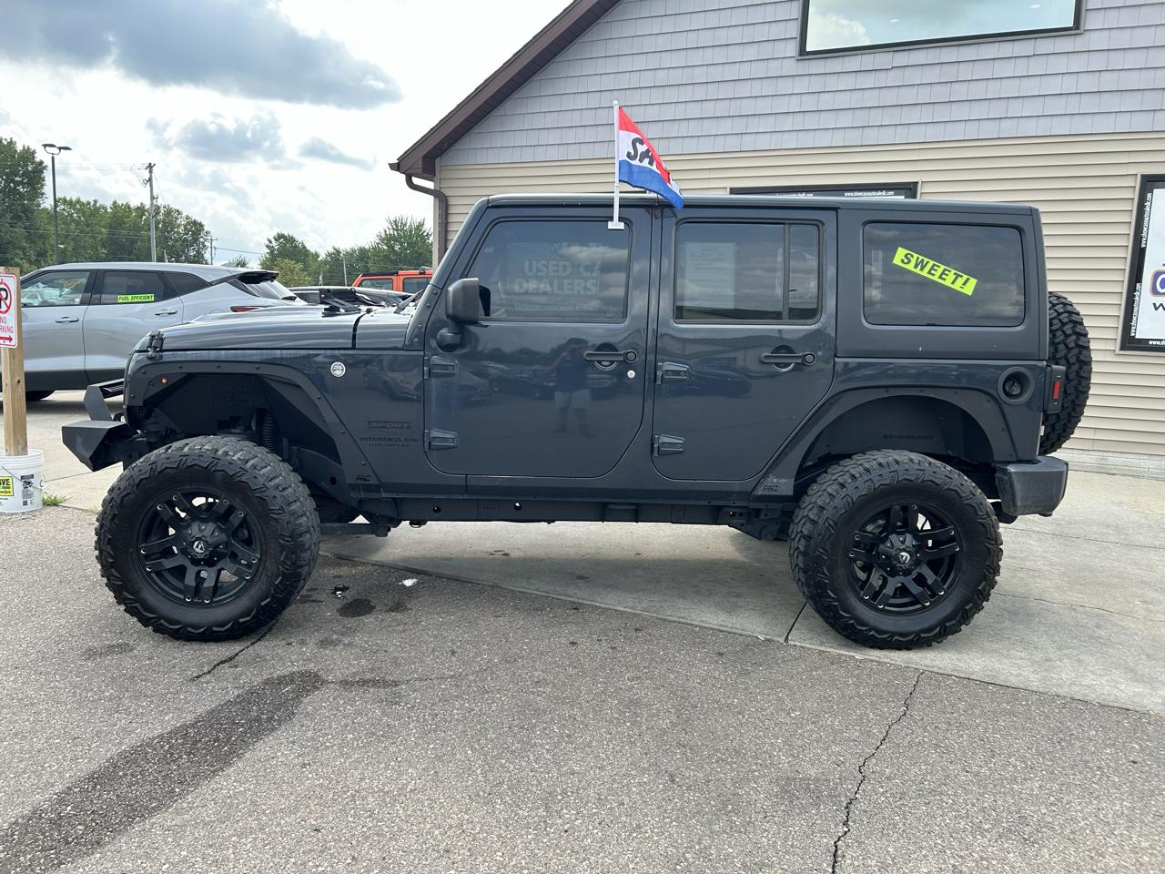 Jeep Wrangler Unlimited 4WD 4dr Sport 2016