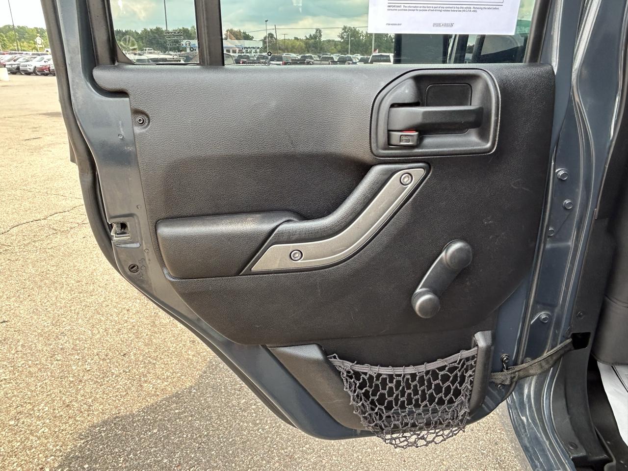 Jeep Wrangler Unlimited 4WD 4dr Sport 2016