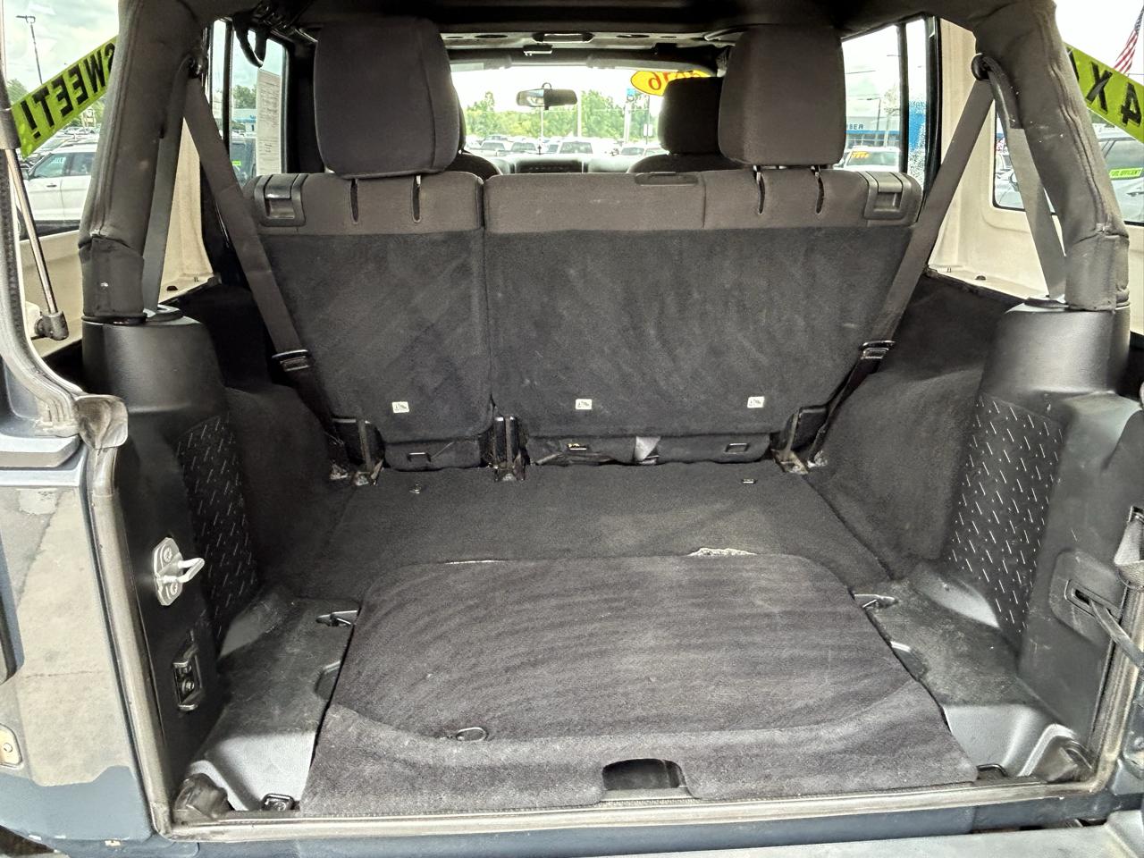 Jeep Wrangler Unlimited 4WD 4dr Sport 2016