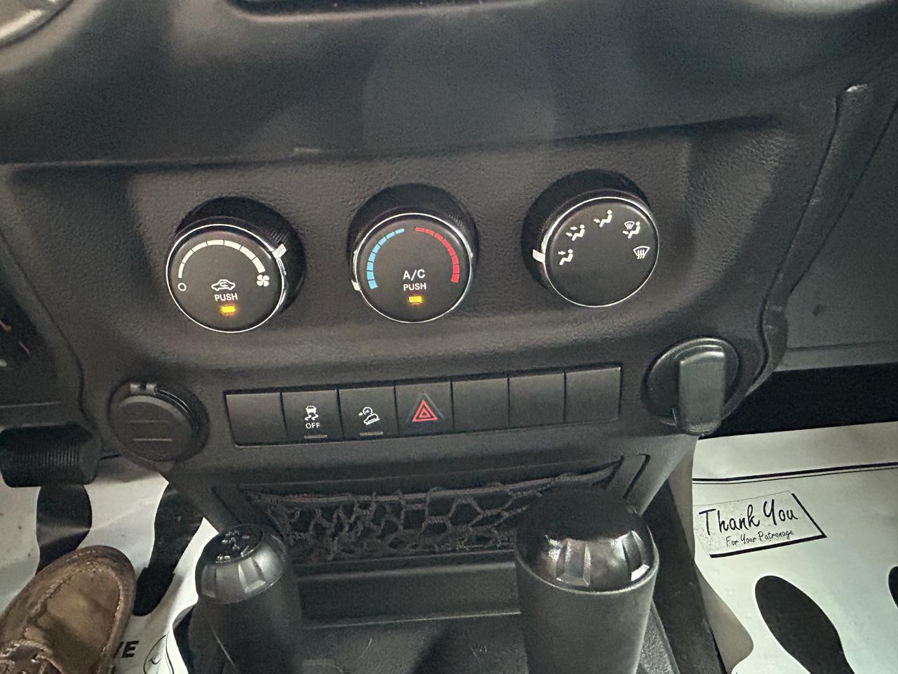 Jeep Wrangler Unlimited 4WD 4dr Sport 2016