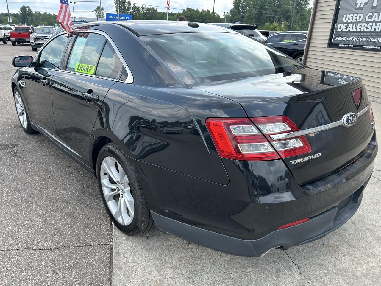 Ford Taurus 4dr Sdn SEL AWD 2013