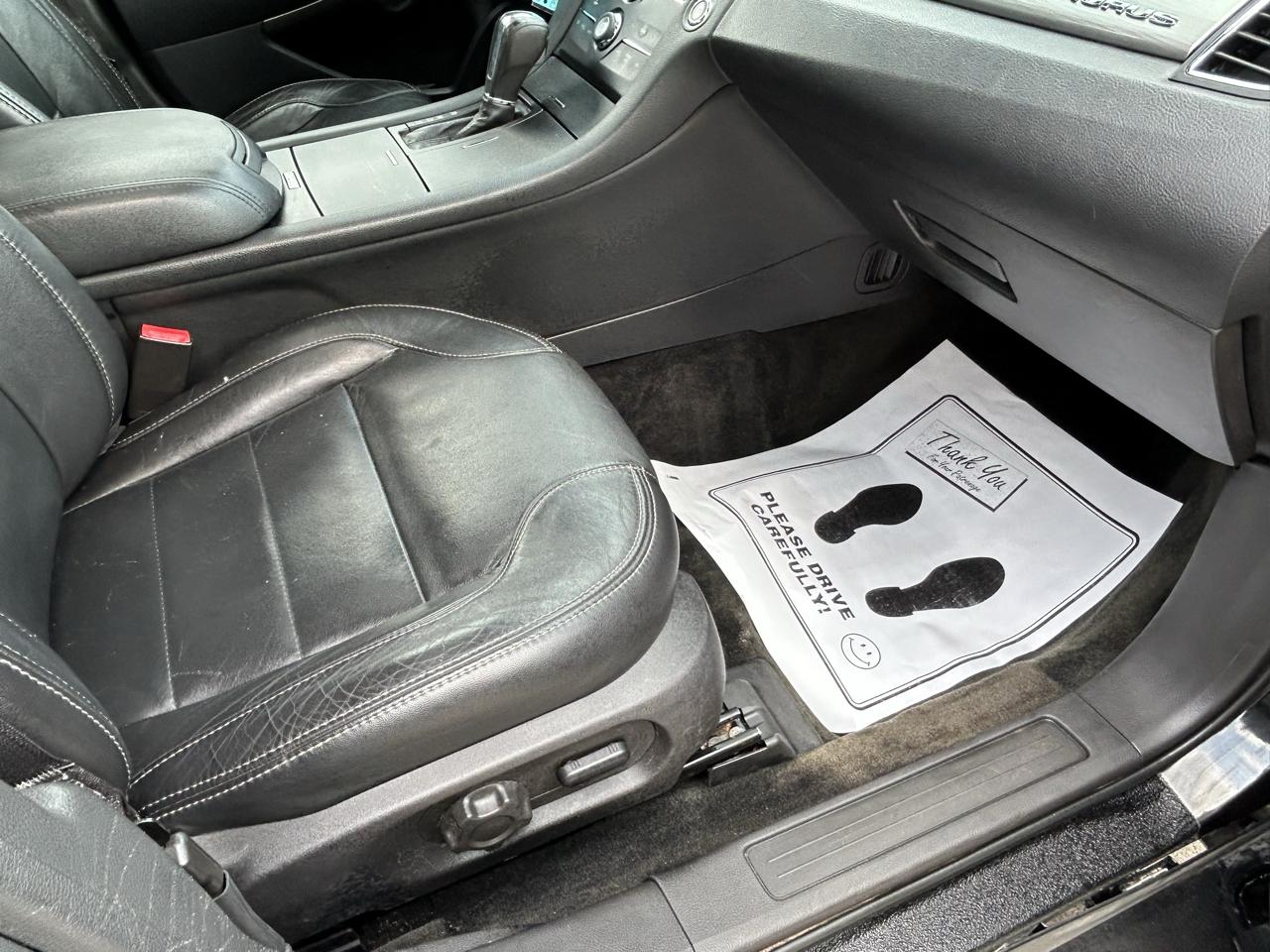 Ford Taurus 4dr Sdn SEL AWD 2013