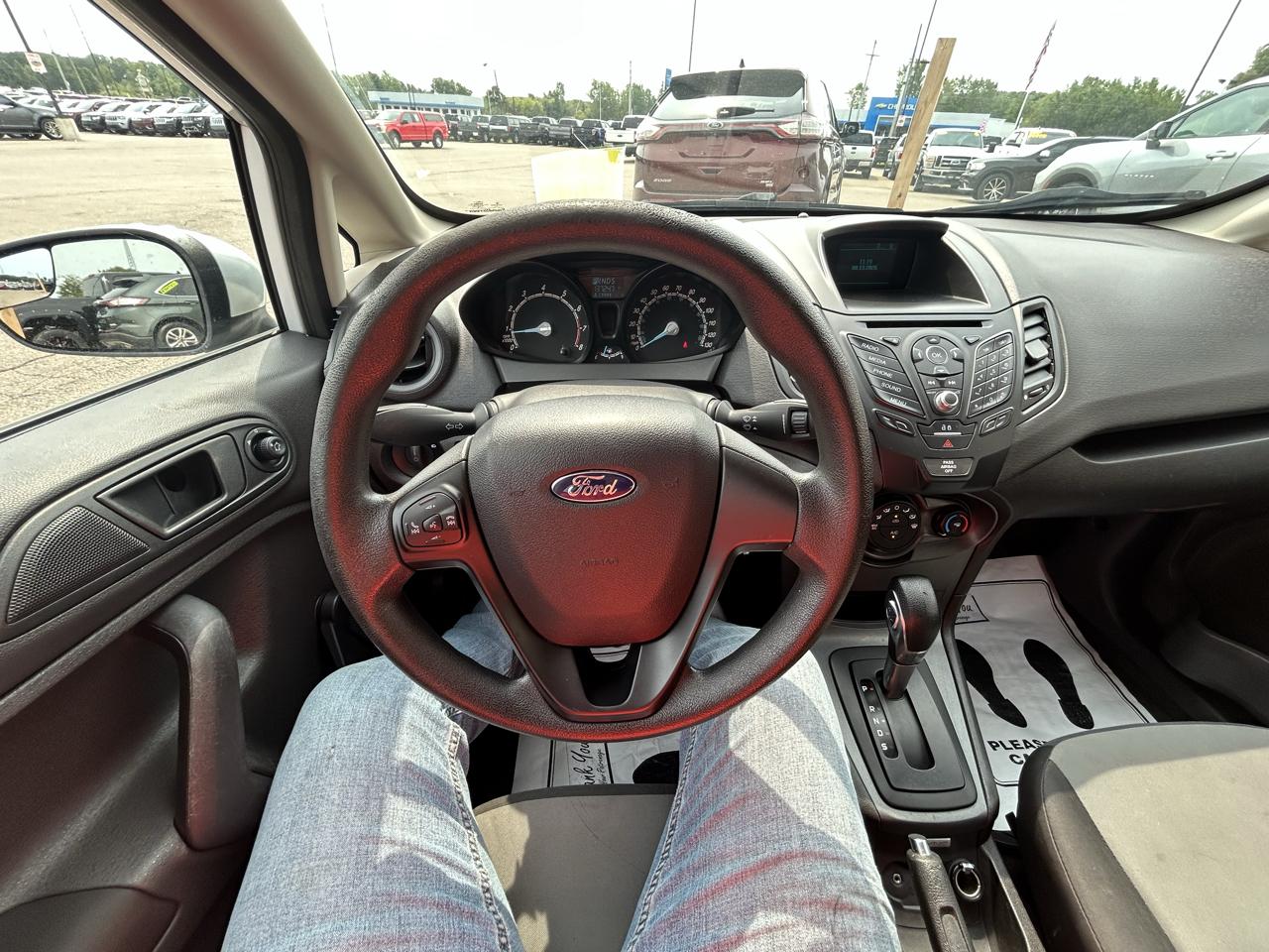 Ford Fiesta 5dr HB S 2015