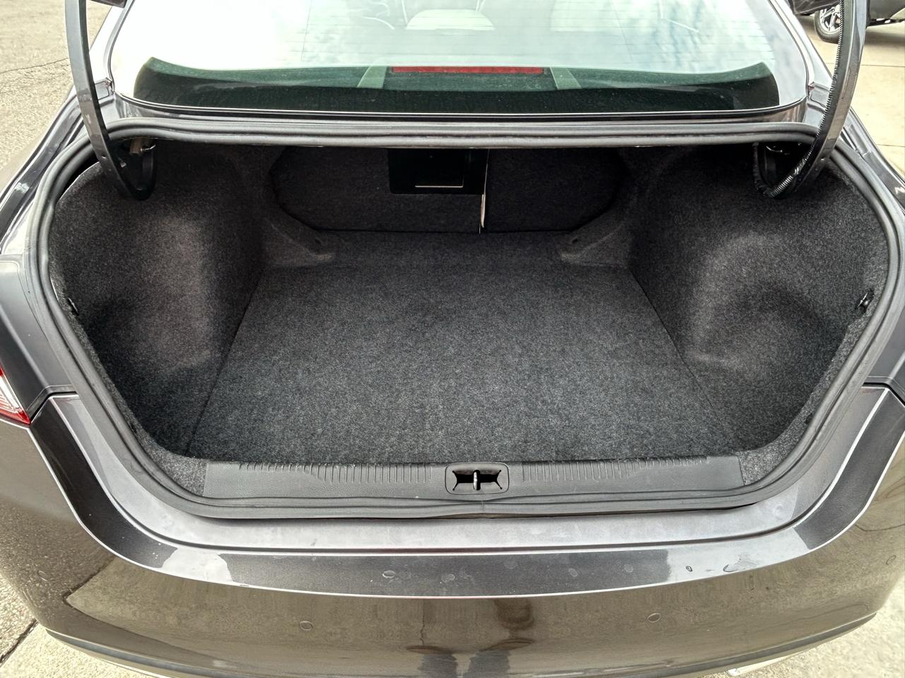 Chrysler 200 4dr Sdn C FWD 2015