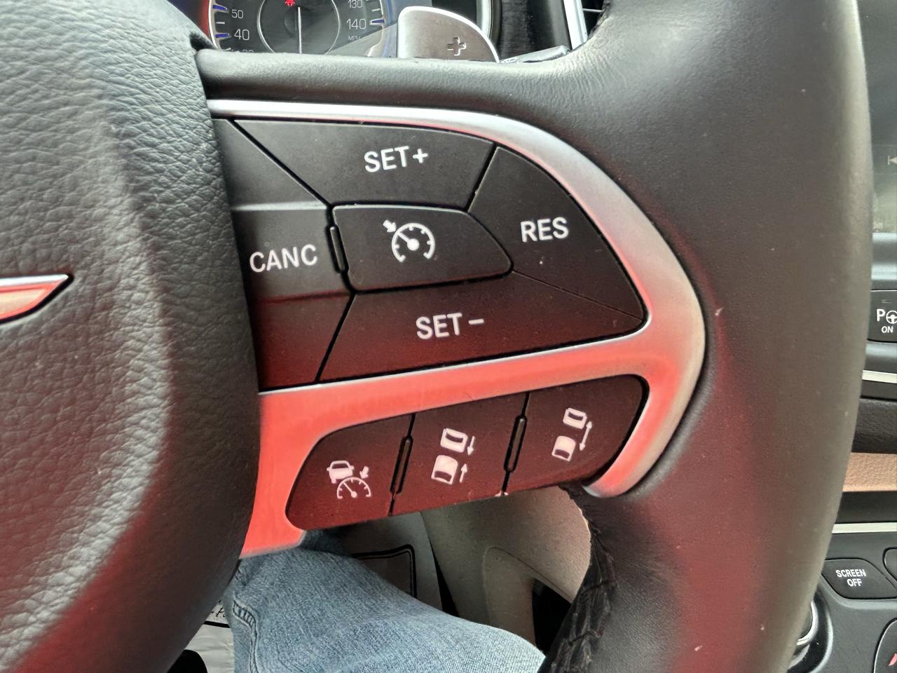 Chrysler 200 4dr Sdn C FWD 2015