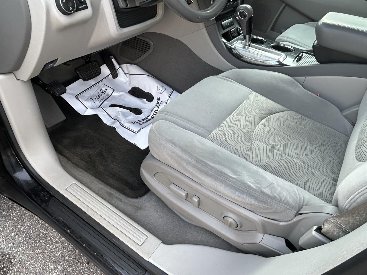 Buick Enclave FWD 4dr Convenience 2017