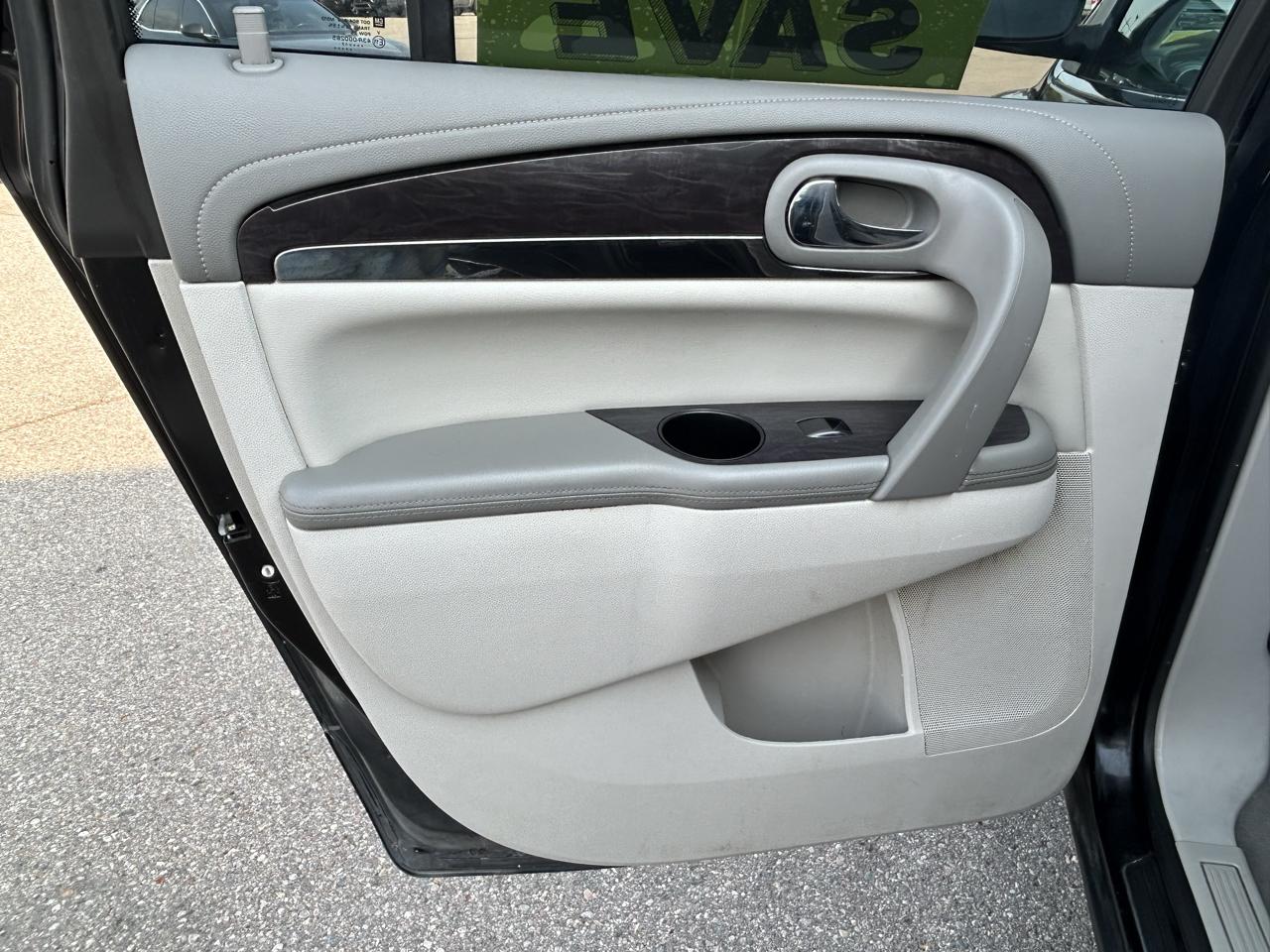 Buick Enclave FWD 4dr Convenience 2017
