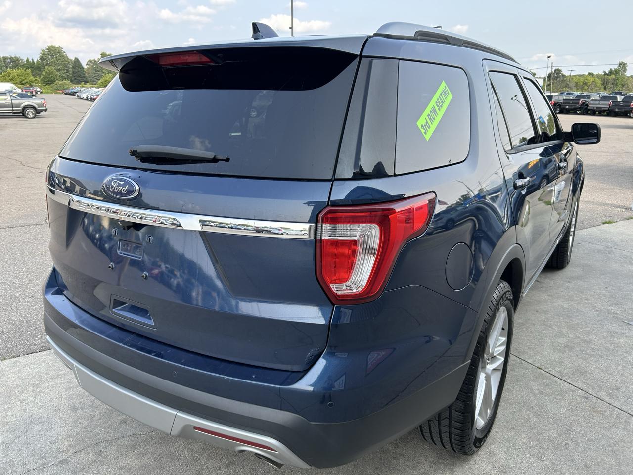 Ford Explorer 4WD 4dr XLT 2016