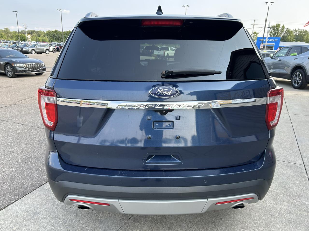 Ford Explorer 4WD 4dr XLT 2016