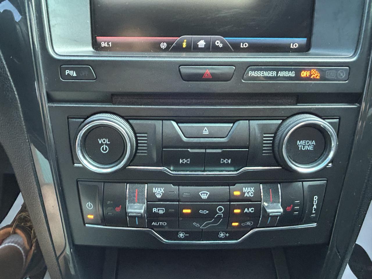 Ford Explorer 4WD 4dr XLT 2016