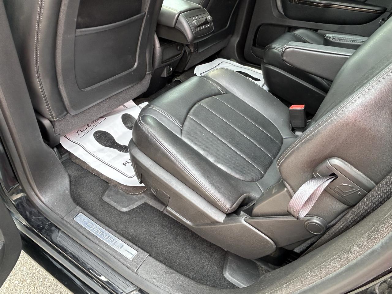 GMC Acadia AWD 4dr Denali 2016