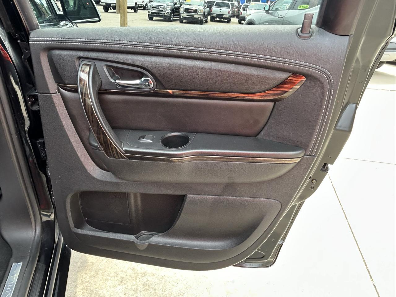 GMC Acadia AWD 4dr Denali 2016
