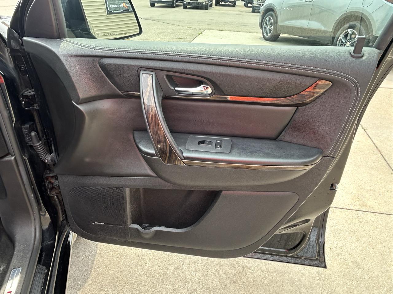 GMC Acadia AWD 4dr Denali 2016