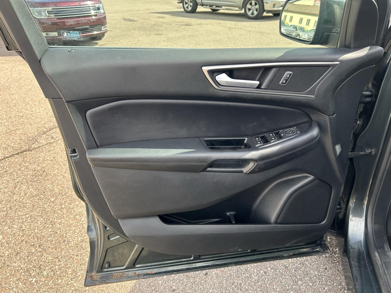 Ford Edge 4dr SEL FWD 2015