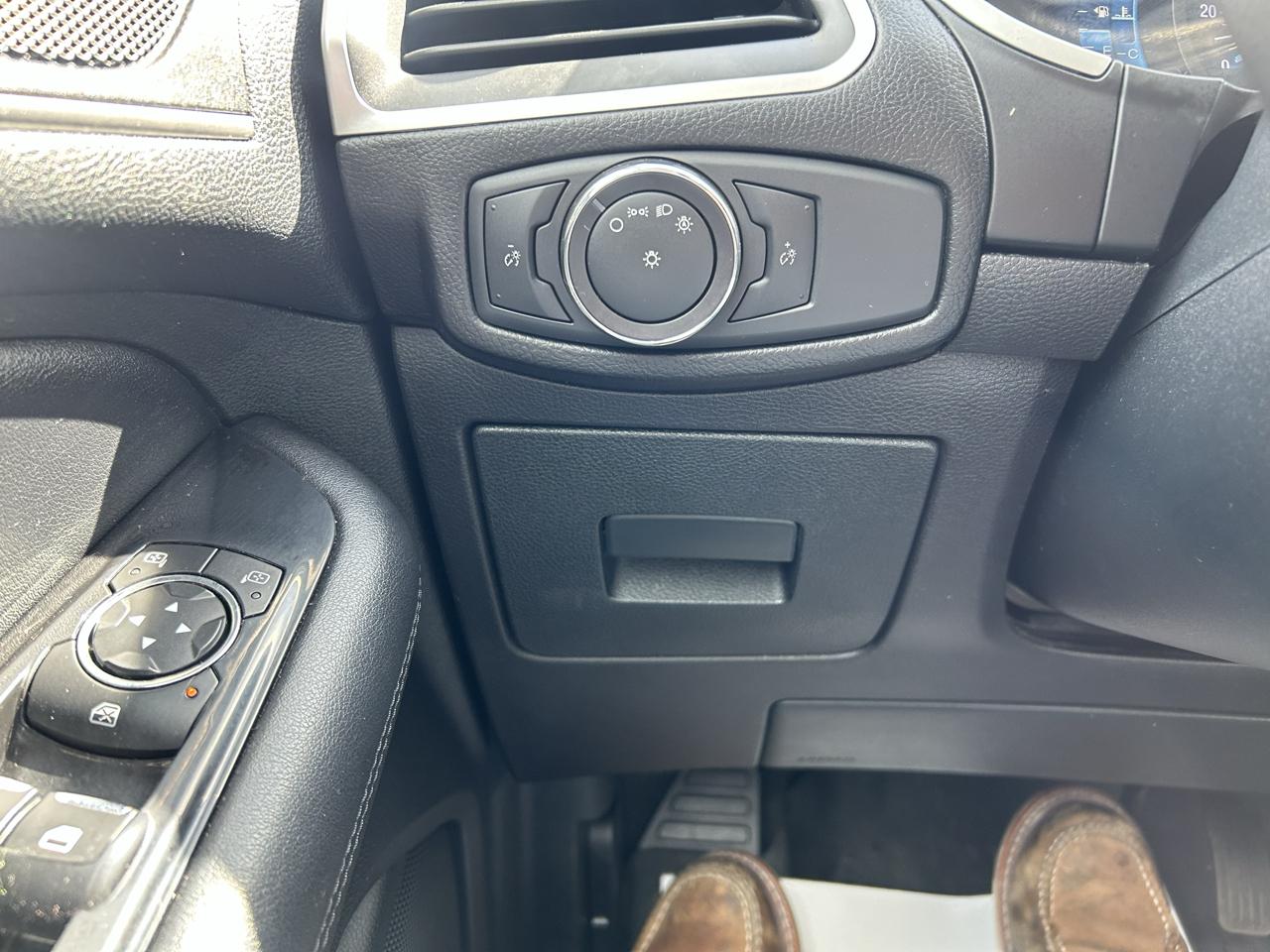 Ford Edge 4dr SEL FWD 2015