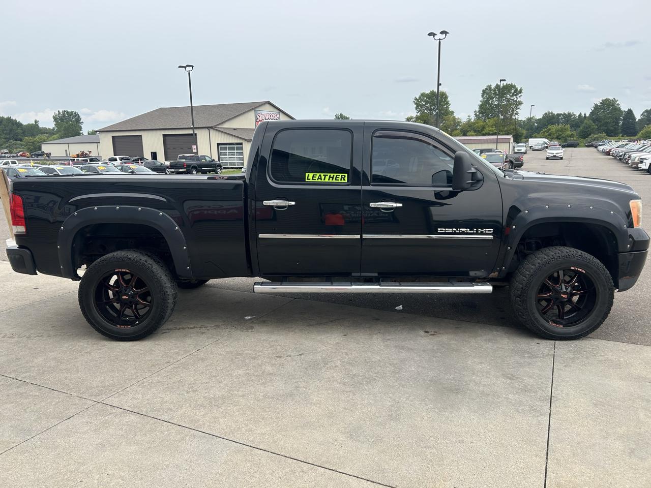GMC Sierra 2500HD 4WD Crew Cab 153.7" Denali 2012