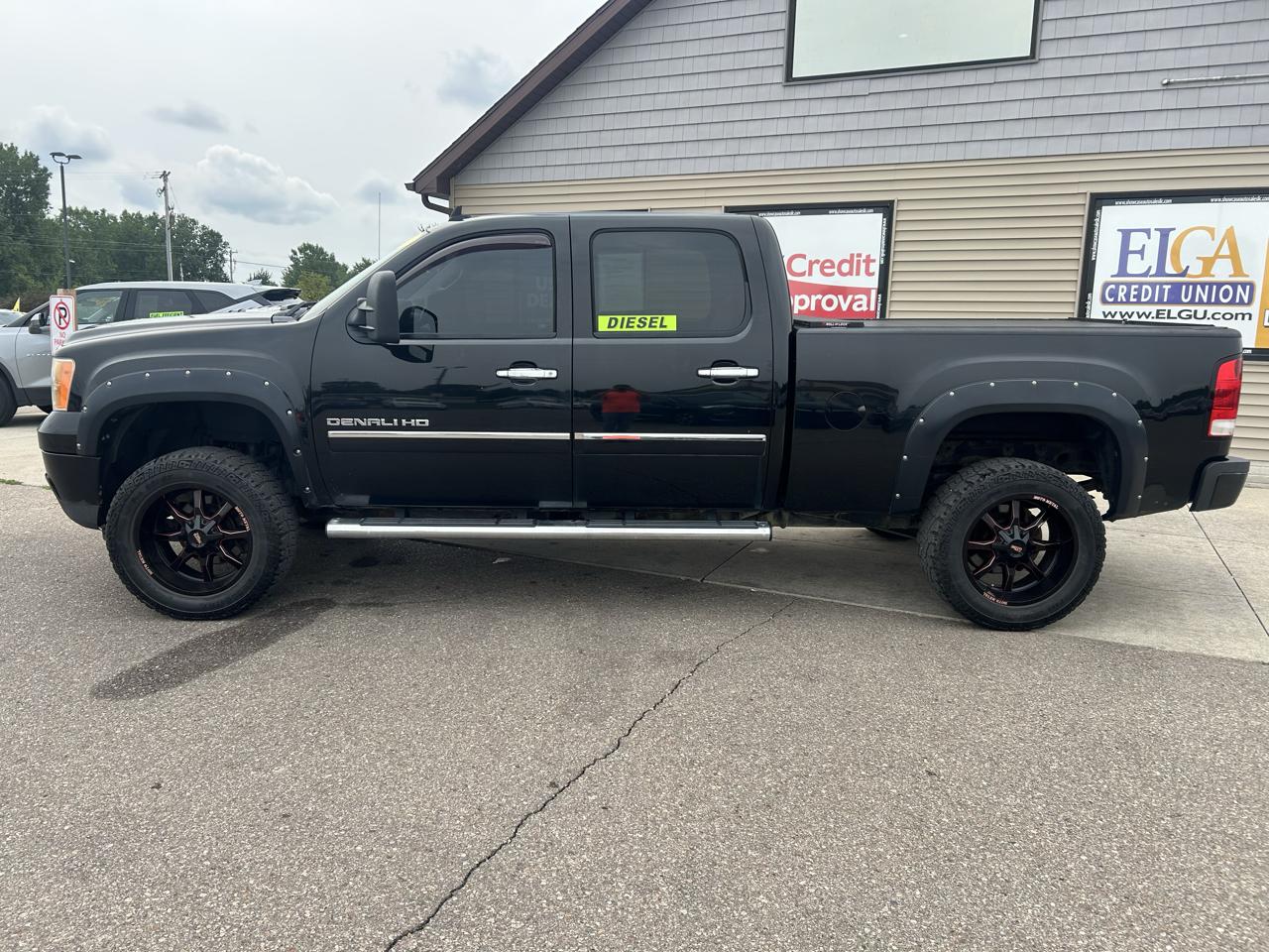 GMC Sierra 2500HD 4WD Crew Cab 153.7" Denali 2012