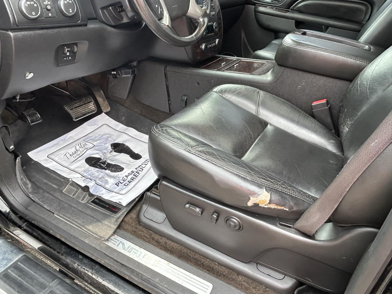 GMC Sierra 2500HD 4WD Crew Cab 153.7" Denali 2012