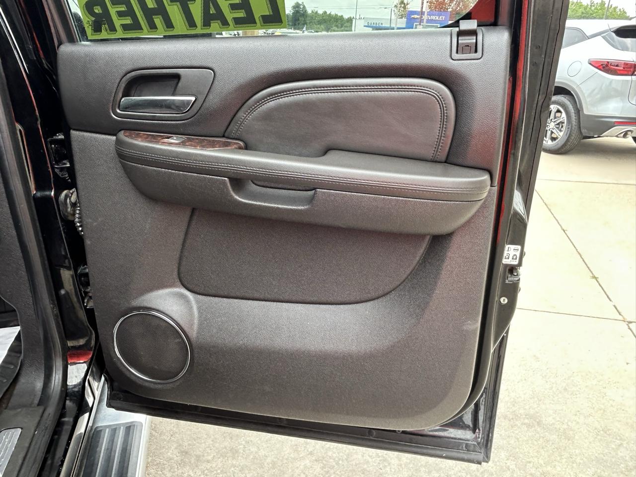 GMC Sierra 2500HD 4WD Crew Cab 153.7" Denali 2012