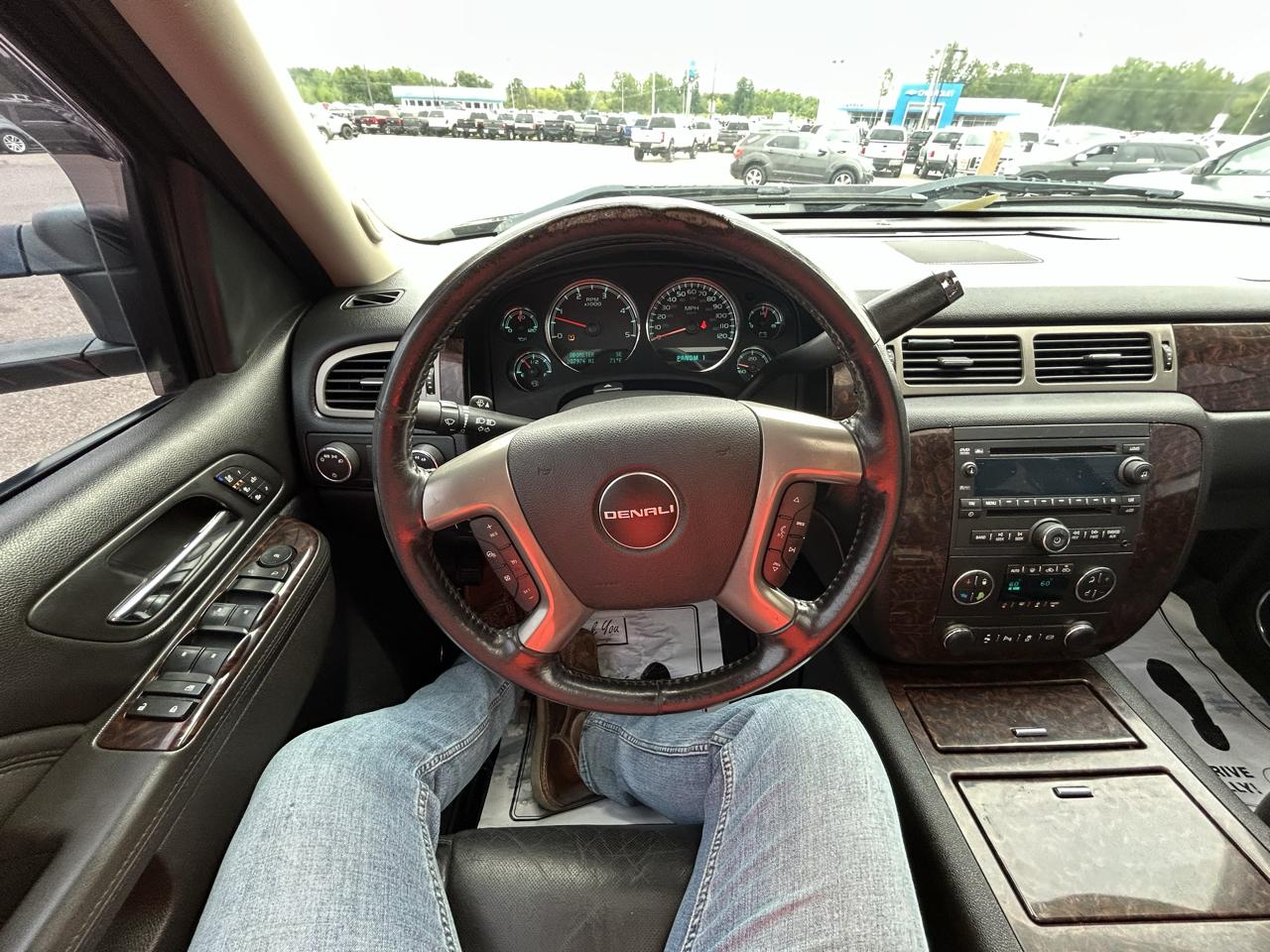 GMC Sierra 2500HD 4WD Crew Cab 153.7" Denali 2012