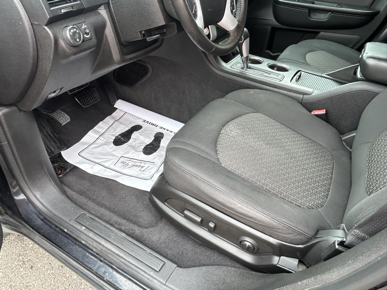 Chevrolet Traverse FWD 4dr LT w/1LT 2012
