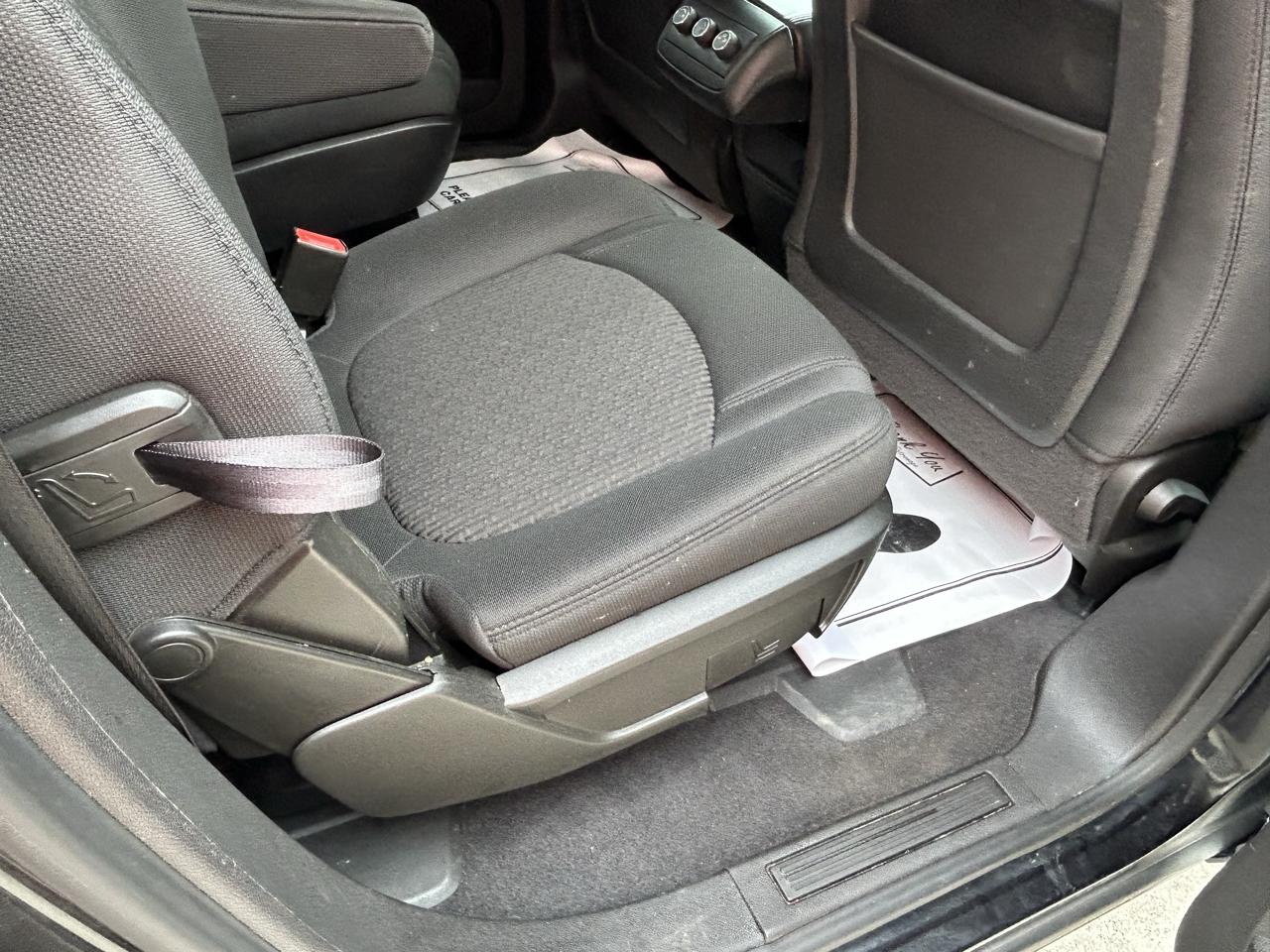 Chevrolet Traverse FWD 4dr LT w/1LT 2012