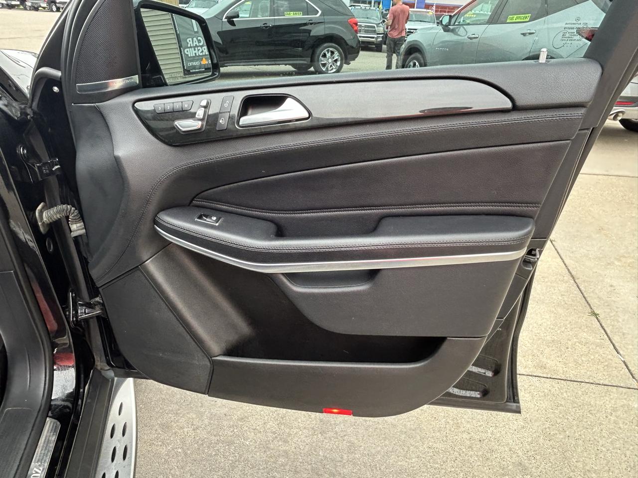 Mercedes-Benz GLS GLS 550 4MATIC SUV 2019