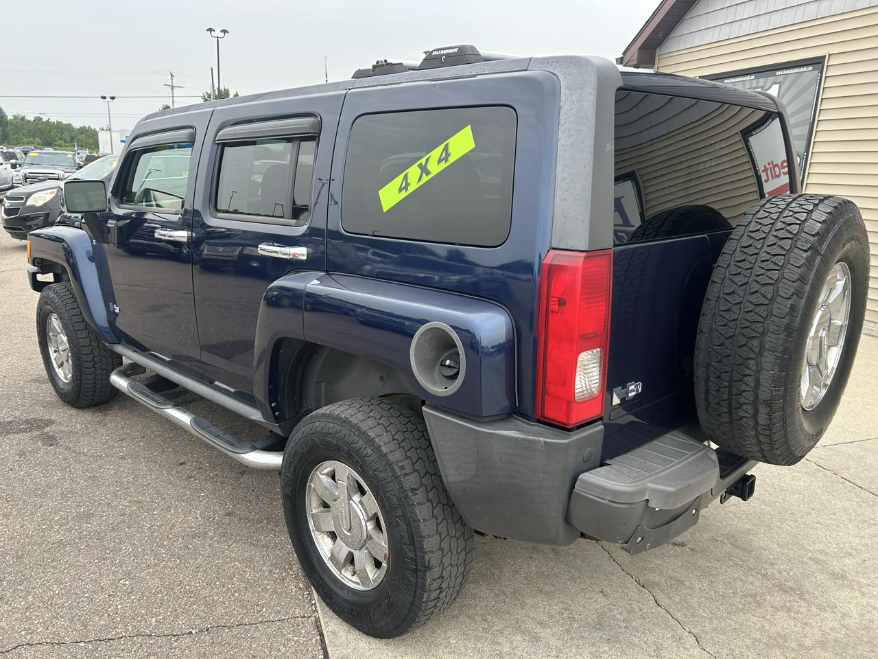 HUMMER H3 4WD 4dr SUV Luxury 2008