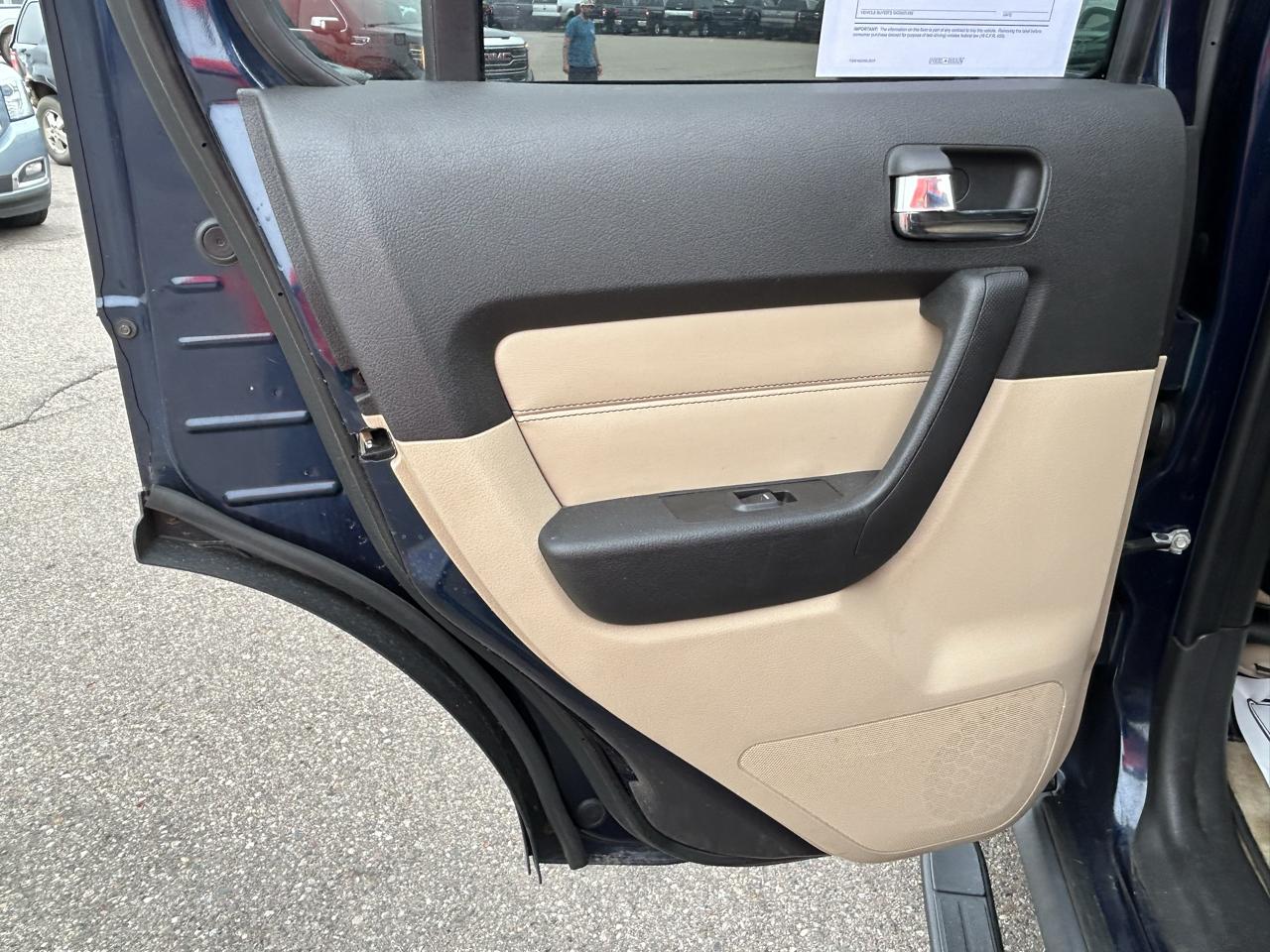 HUMMER H3 4WD 4dr SUV Luxury 2008
