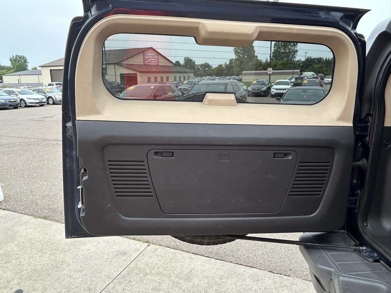 HUMMER H3 4WD 4dr SUV Luxury 2008